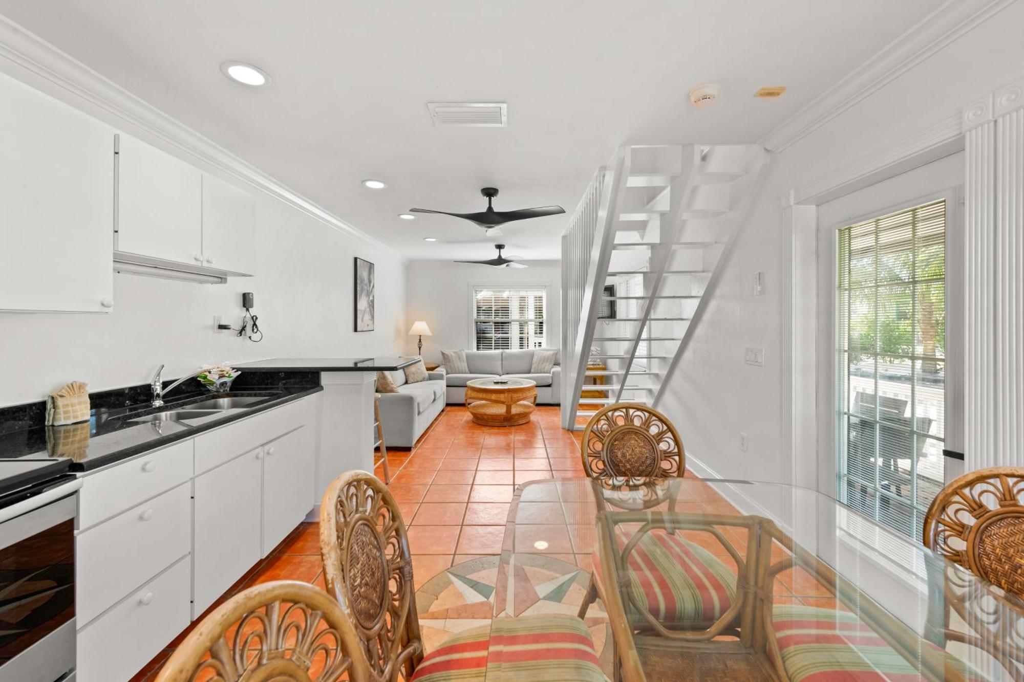 Tropic Isle At Anna Maria Island Inn Bradenton Beach Exterior foto